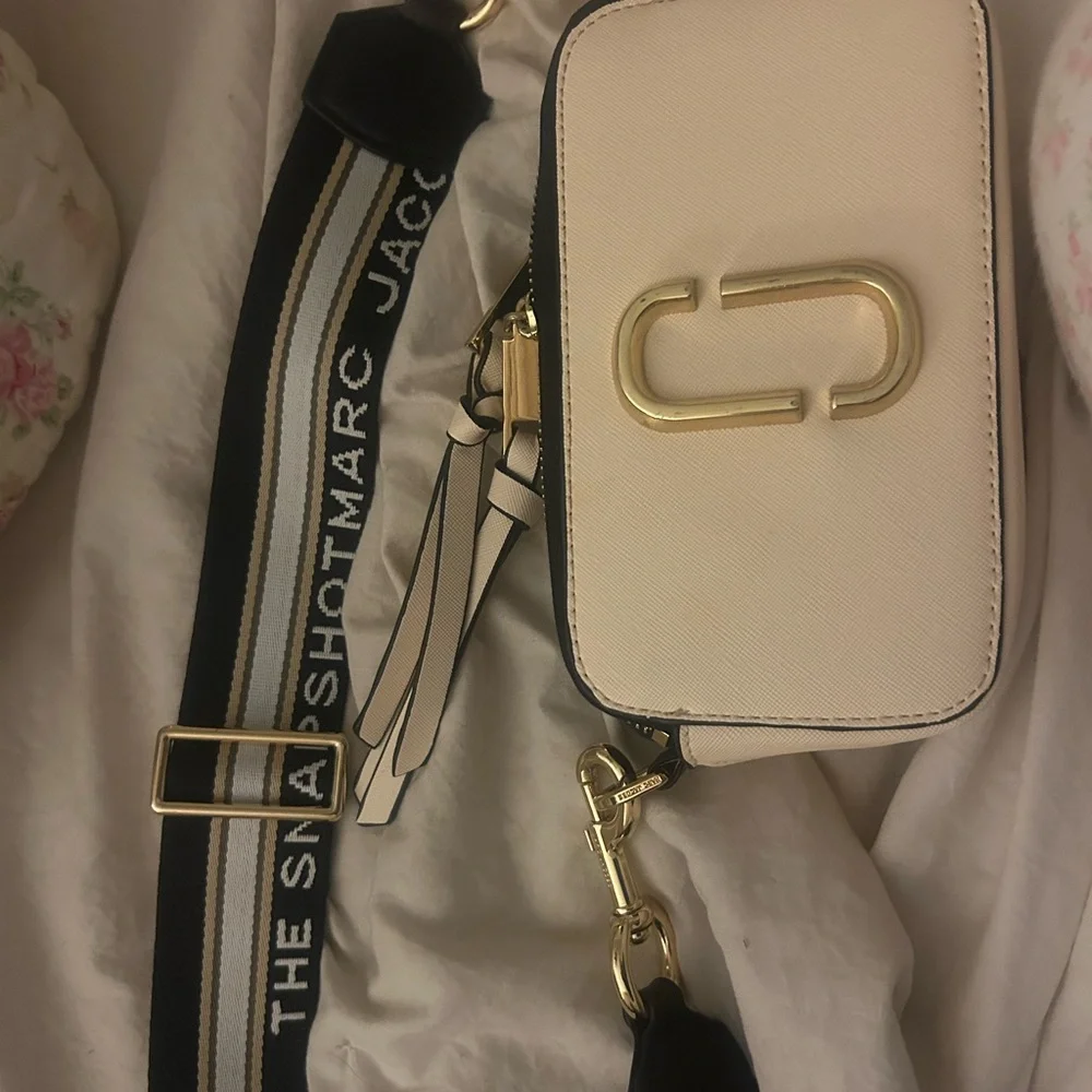 Marc Jacob’s snapshot bag - Picture 3 of 5